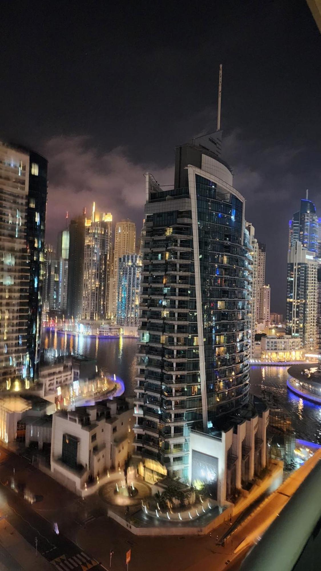 Apartment Marina Nest - Spacious One Bed In Marina With A View Near Metro And Tram